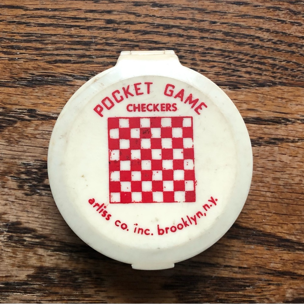 Vintage 1950’s Collectible Arliss Pocket Game Checkers - White and Red Travel